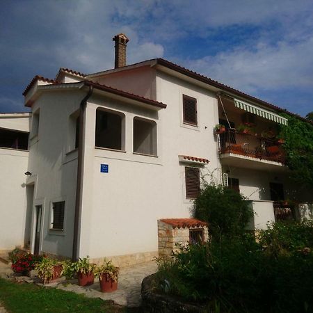 Apartman Dino Tar-Vabriga Zewnętrze zdjęcie