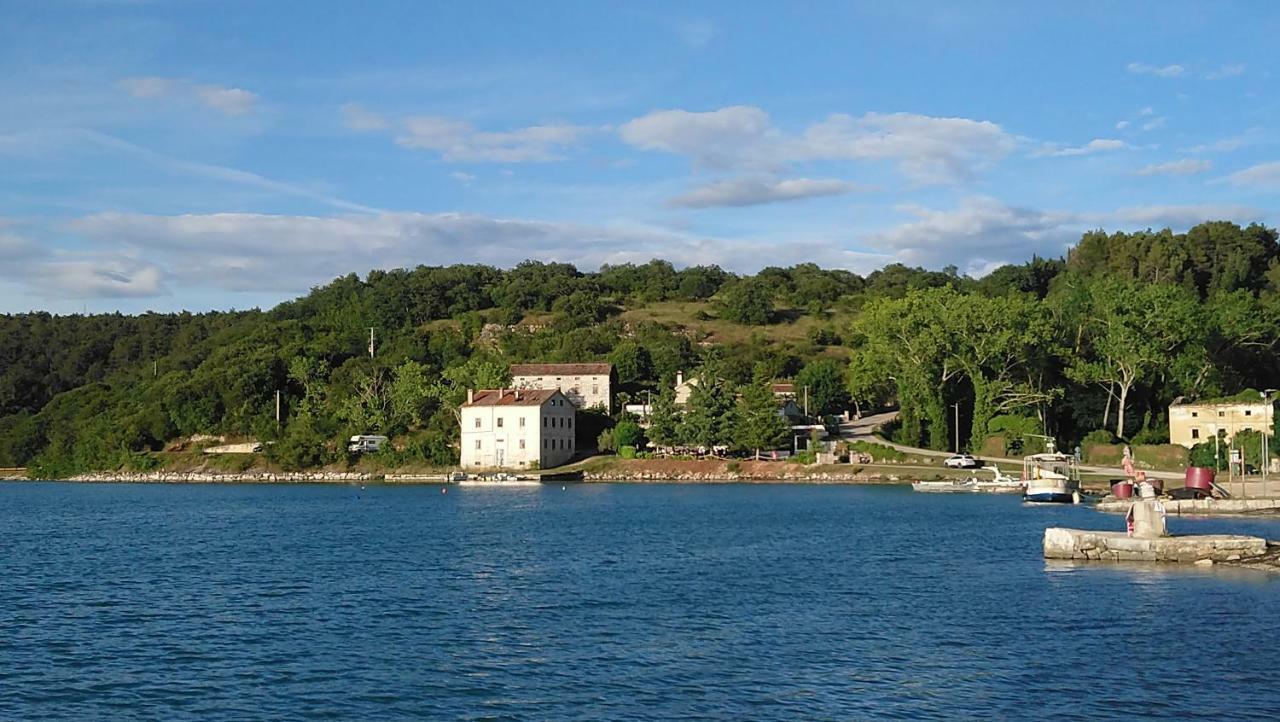 Apartman Dino Tar-Vabriga Zewnętrze zdjęcie