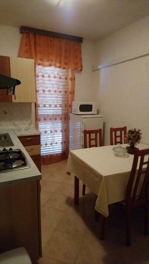 Apartman Dino Tar-Vabriga Zewnętrze zdjęcie