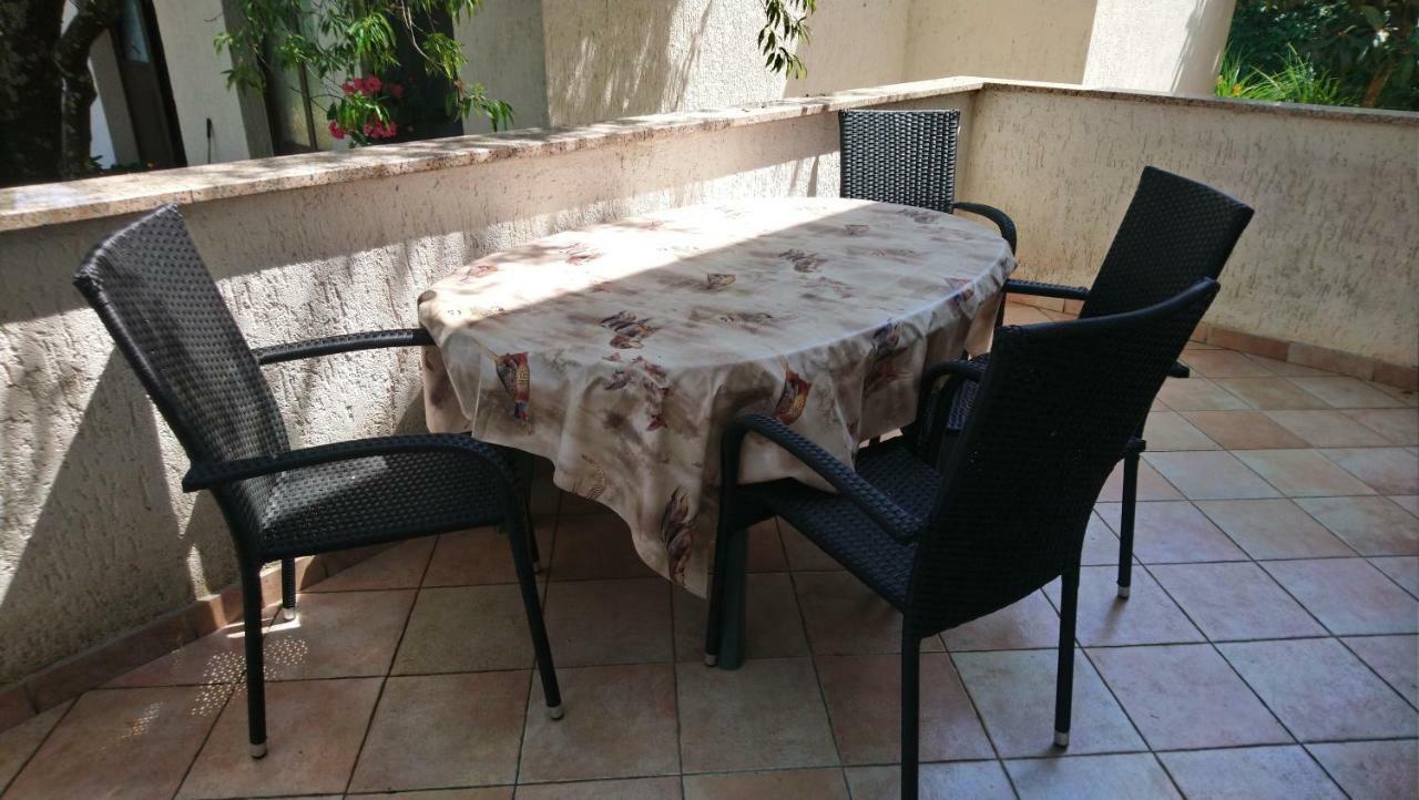 Apartman Dino Tar-Vabriga Zewnętrze zdjęcie